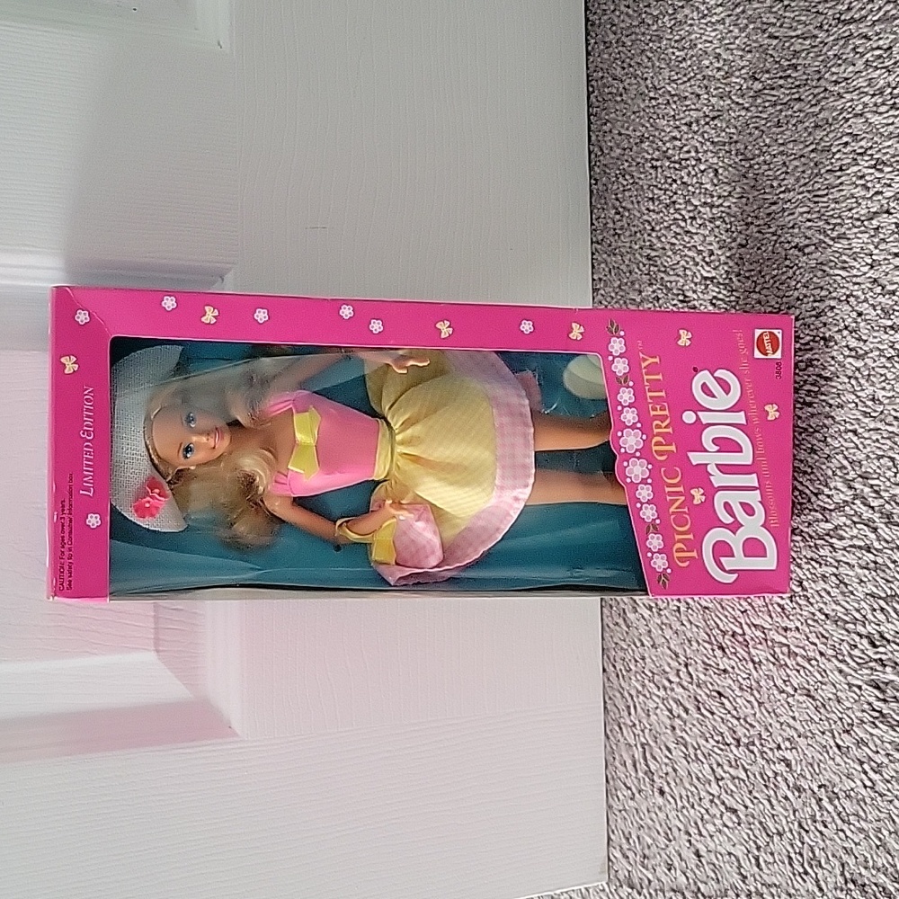 Picnic Pretty Barbie